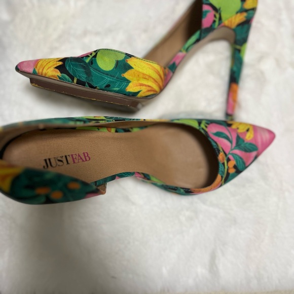 Multi Color Women’s Heel - Picture 2 of 3